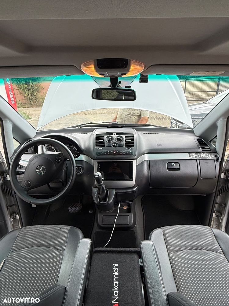 Mercedes-Benz Viano - 8