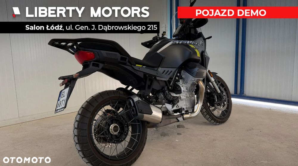 Moto Guzzi Stelvio - 2