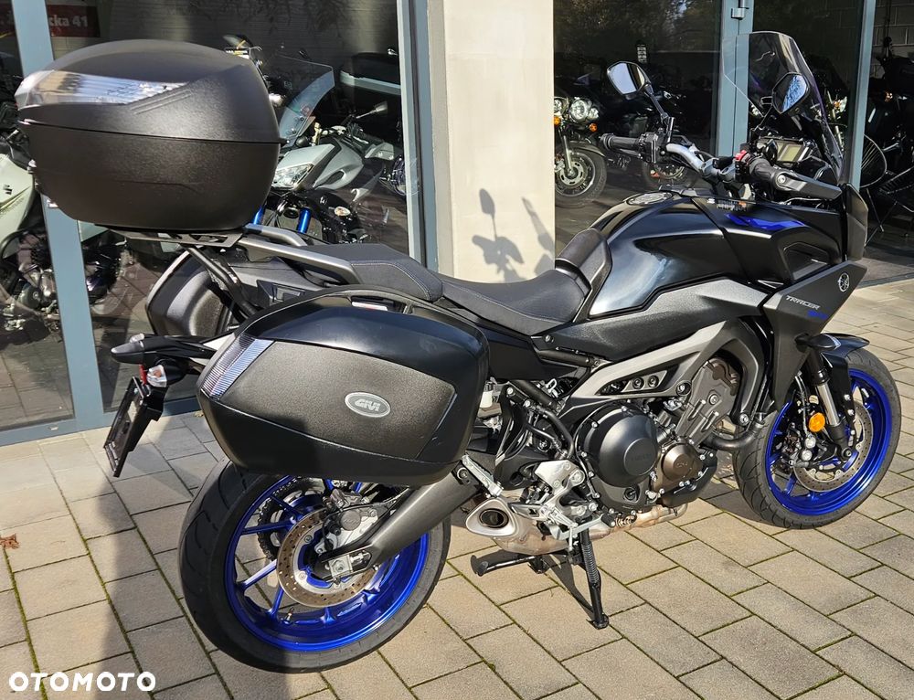 Yamaha MT - 6