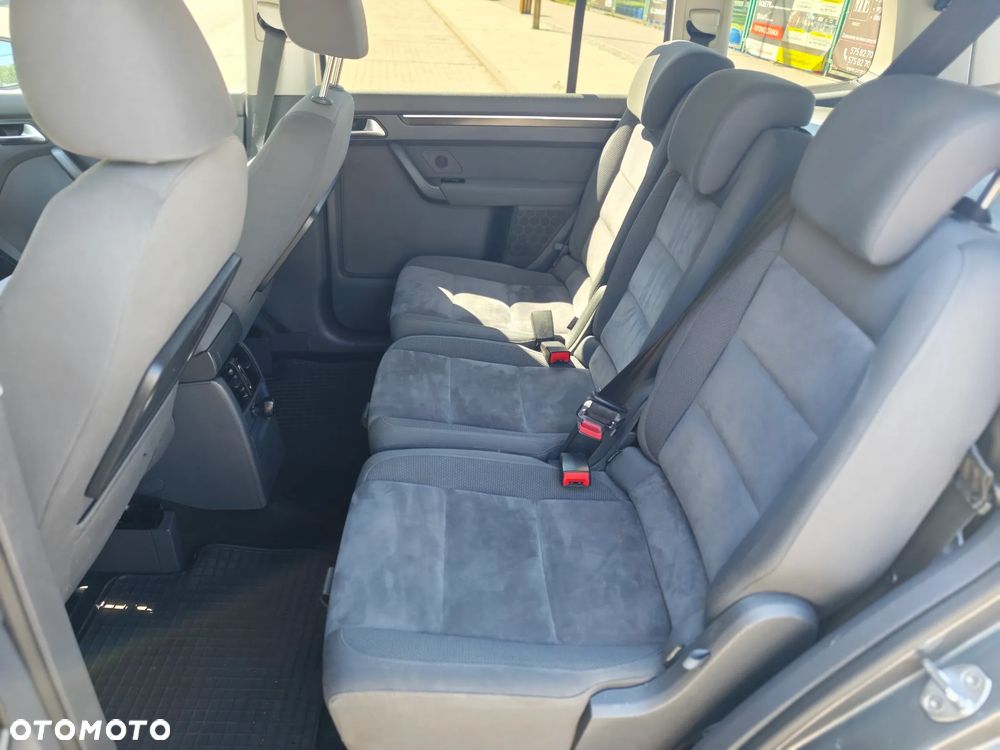 Volkswagen Touran 1.4 TSI Highline - 13