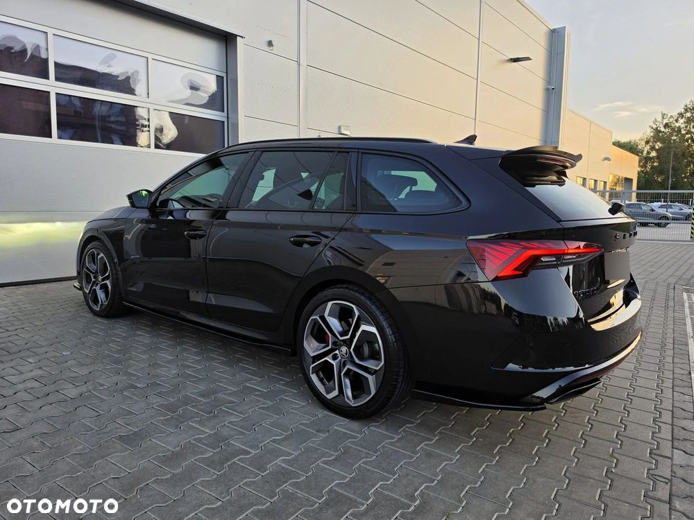 Skoda Octavia 2.0 TSI RS DSG - 24