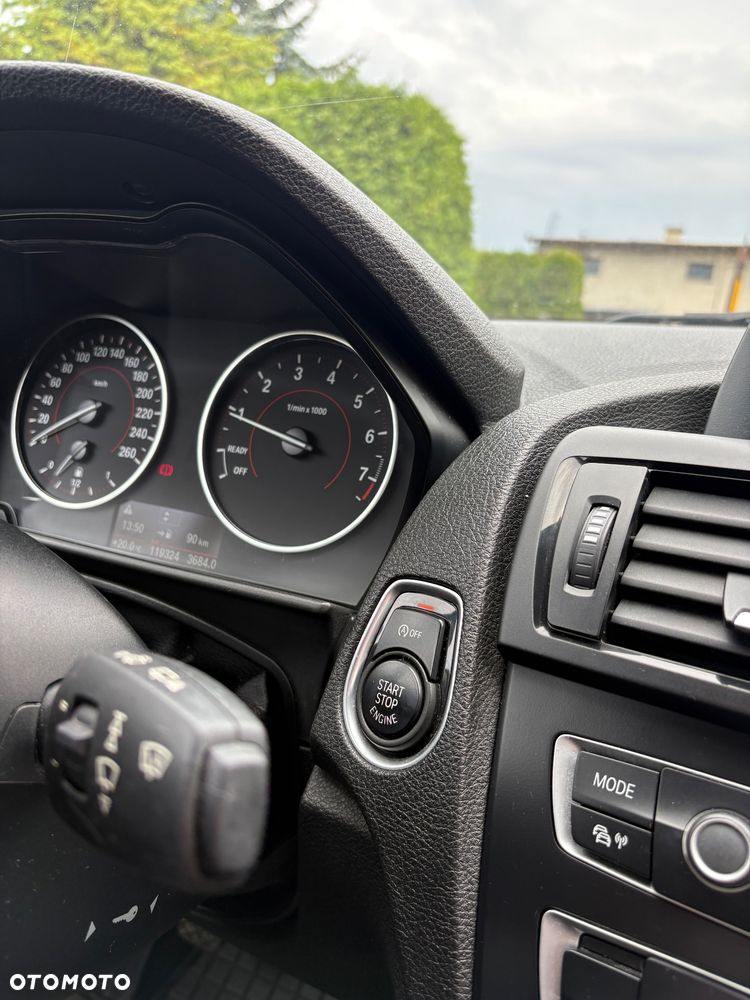 BMW Seria 1 114i - 13
