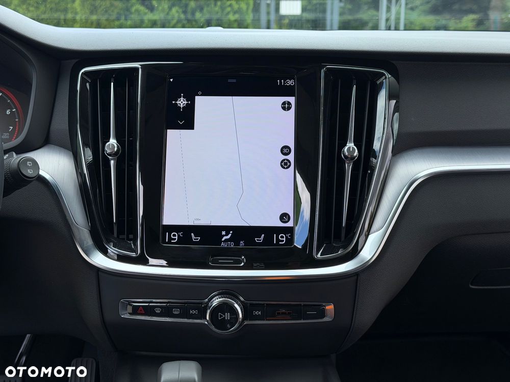Volvo V60 B3 B Geartronic Momentum Pro - 20
