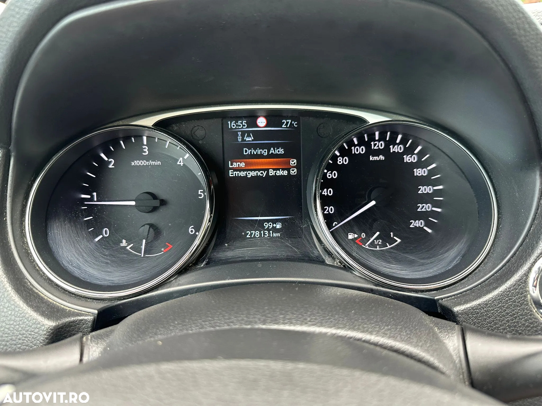 Nissan X-Trail 1.6L dCI Start/Stop Tekna - 12