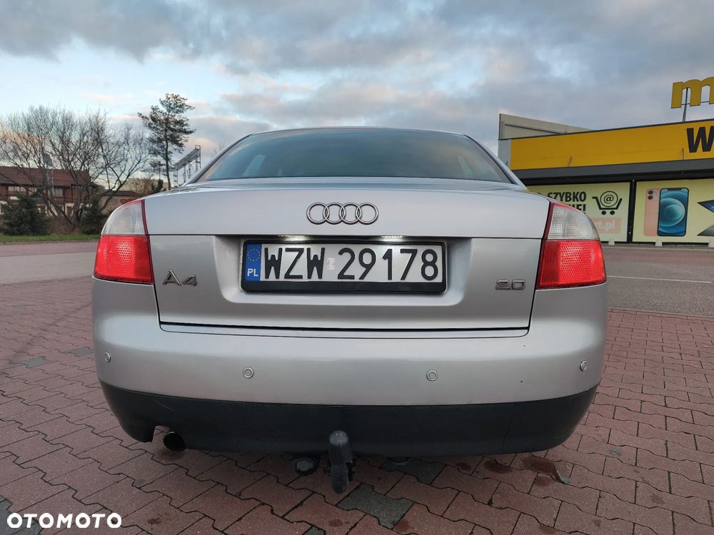 Audi A4 Limousine - 18