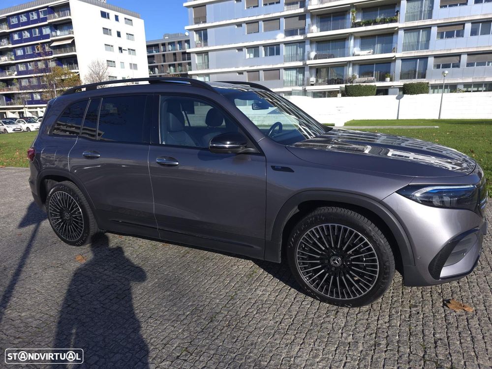 Mercedes-Benz EQB 300 4Matic AMG Line - 16