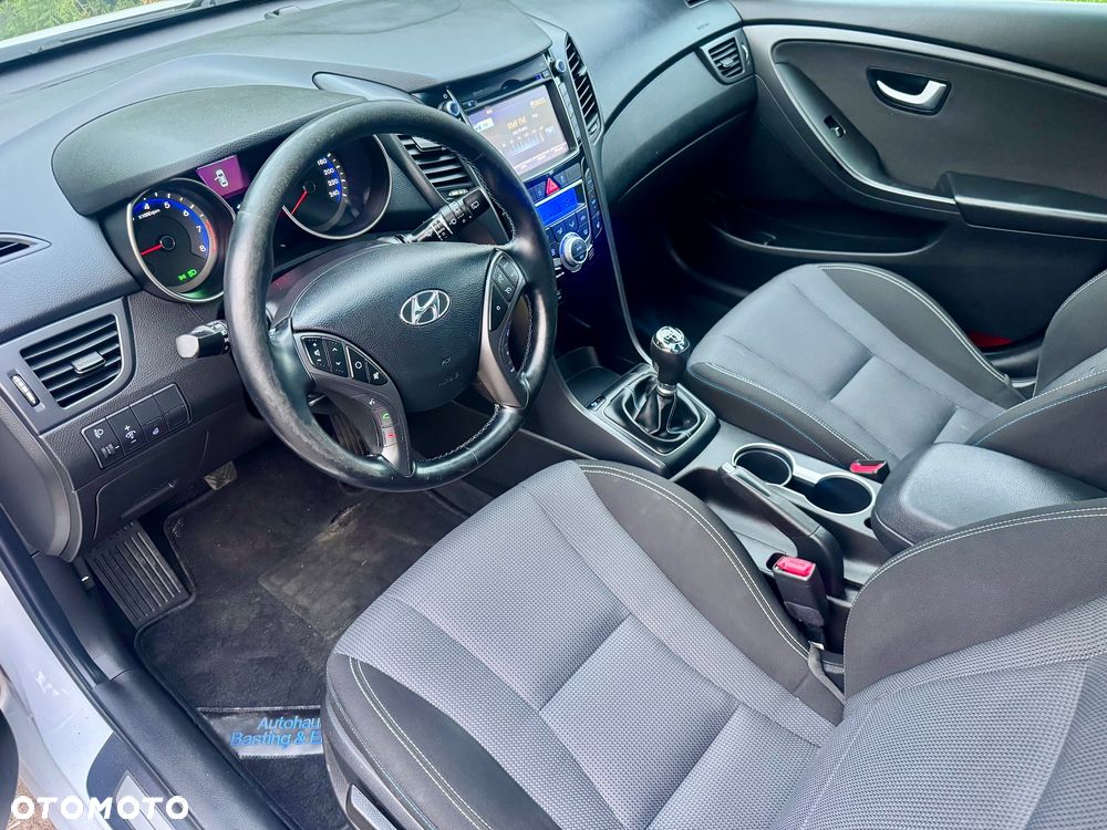 Hyundai i30 1.6 GDI BlueDrive Premium - 10