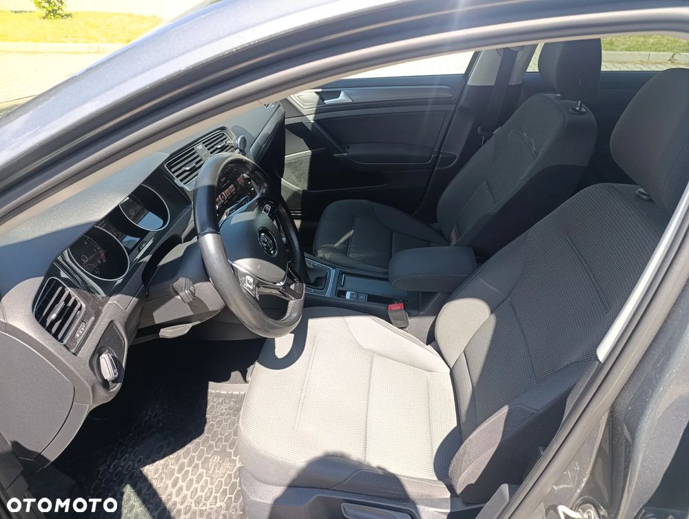 Volkswagen Golf 1.5 TSI BMT Comfortline - 13
