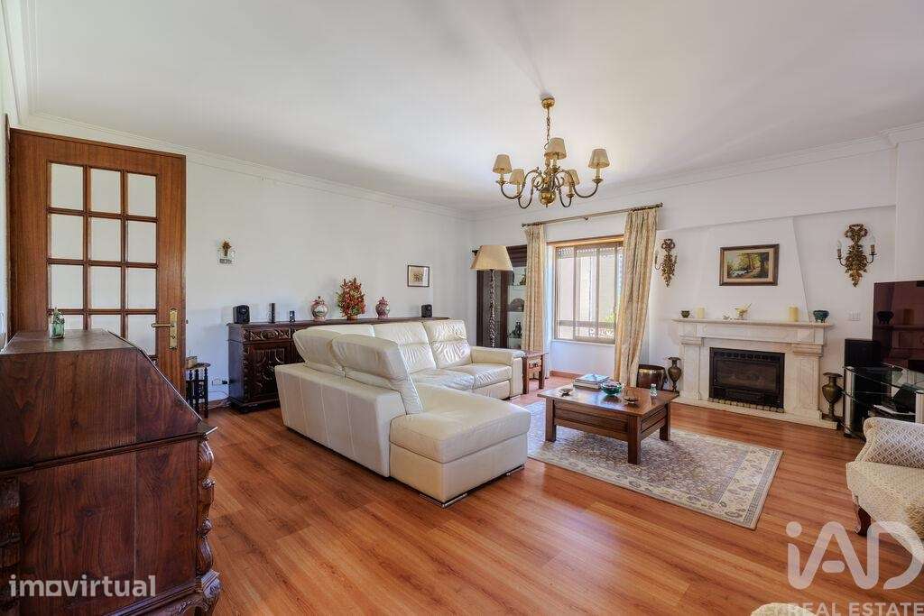 Apartamento T4 em Areeiro - Grande imagem: 2/37