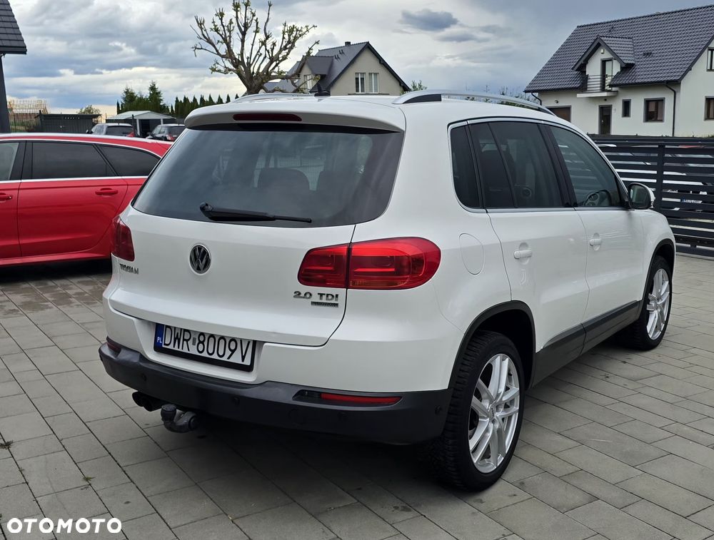 Volkswagen Tiguan 2.0 TDI DPF 4Motion BlueMotion Technology DSG Sport & Style - 4