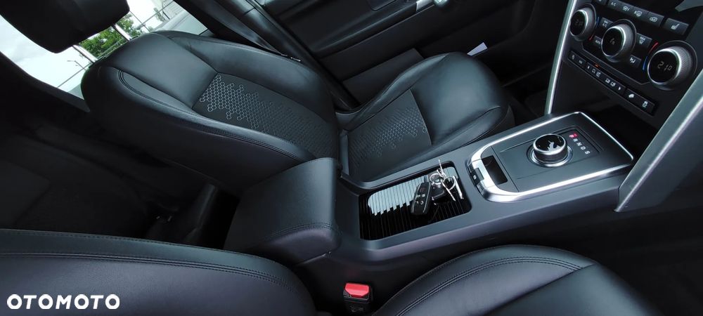 Land Rover Discovery Sport - 37
