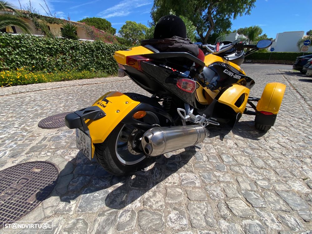 Can-Am Spyder RS Premiere Edition n* 1783 - 12