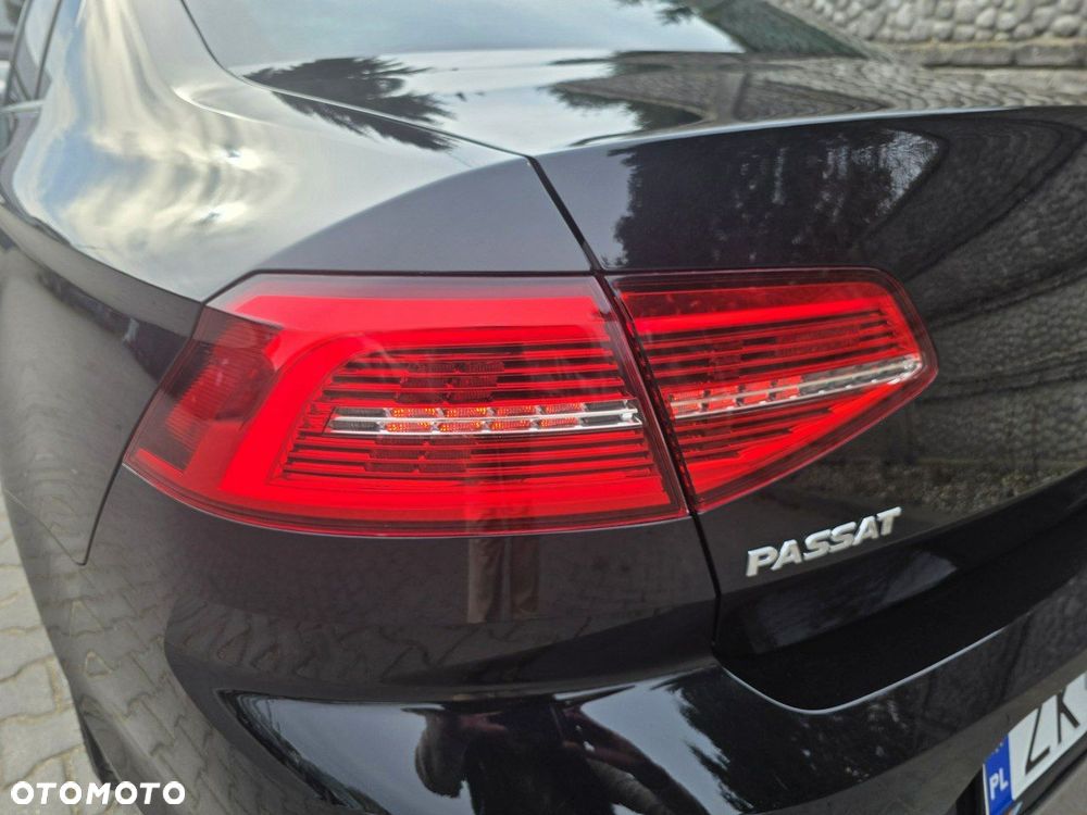 Volkswagen Passat 1.6 TDI (BlueMotion Technology) Comfortline - 30