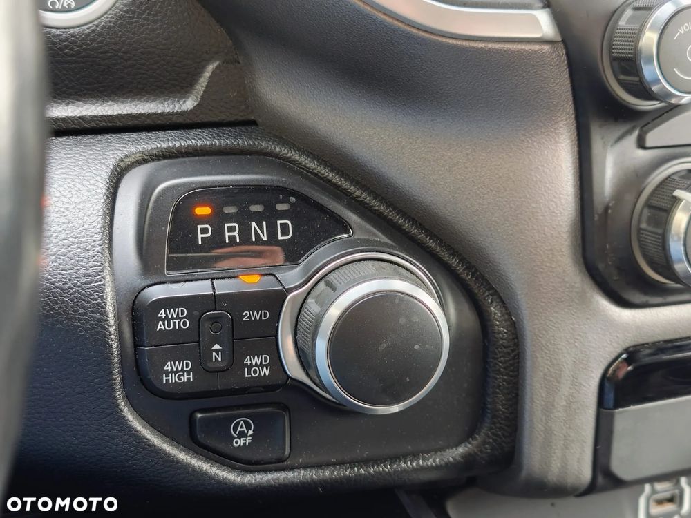 RAM 1500 5.7 Crew Cab Bighorn - 29