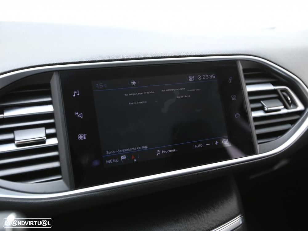 Peugeot 308 SW 1.5 BlueHDi Allure - 21