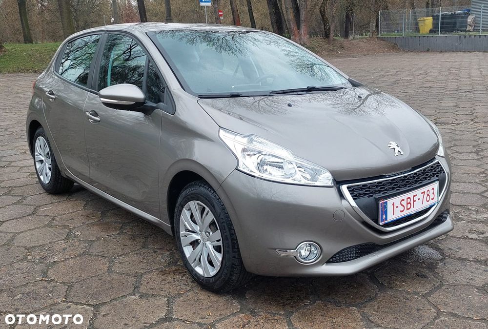 Peugeot 208 PureTech 82 Start & Stop Style - 11