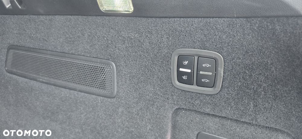 Porsche Cayenne - 31