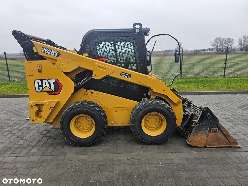 Caterpillar 262 D3 - 1