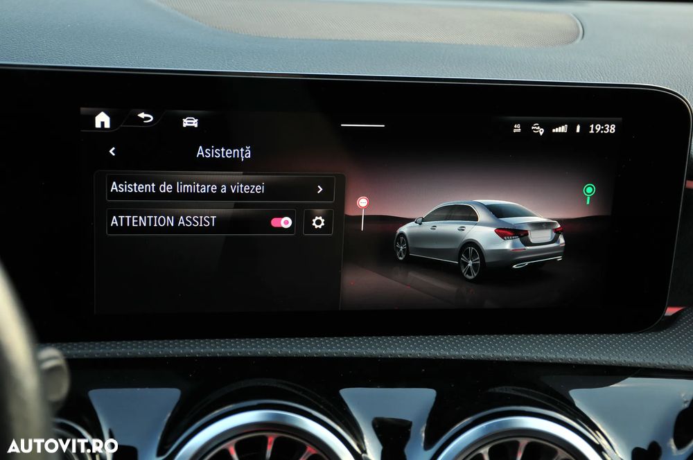 Mercedes-Benz A 200 d 8G-DCT AMG Line - 26