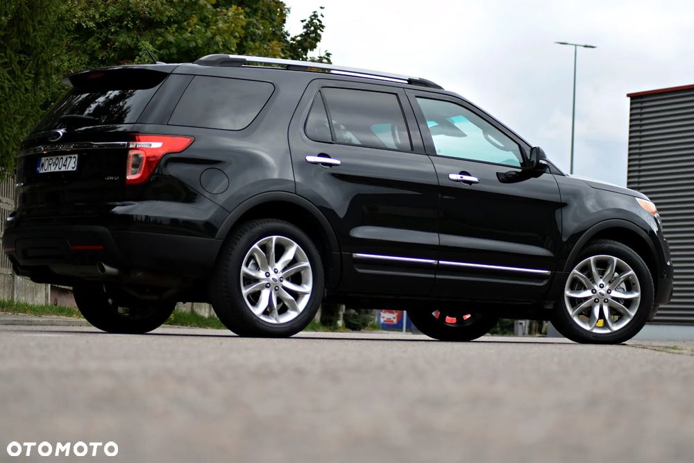 Ford Explorer - 4