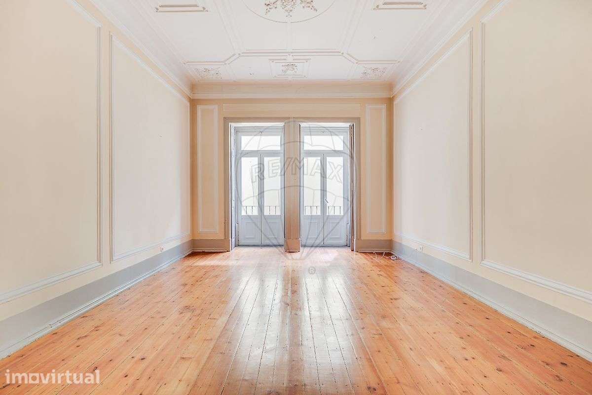Apartamento T9 para venda - Grande imagem: 3/27