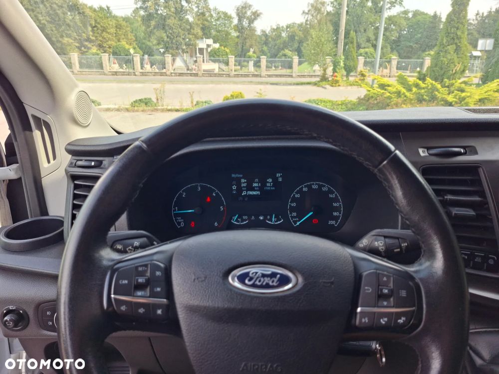 Ford Transit - 6