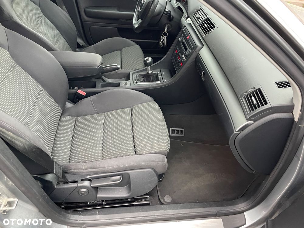 Audi A4 Avant 1.8 T - 2