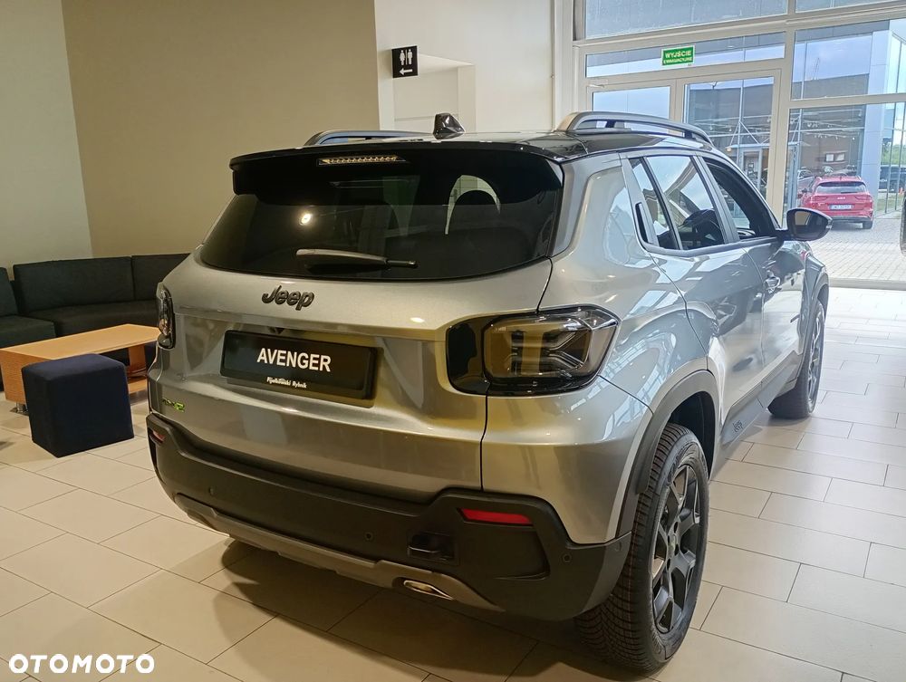 Jeep Avenger 1.2 T3 mHEV Overland 4xe eDCT6 - 5
