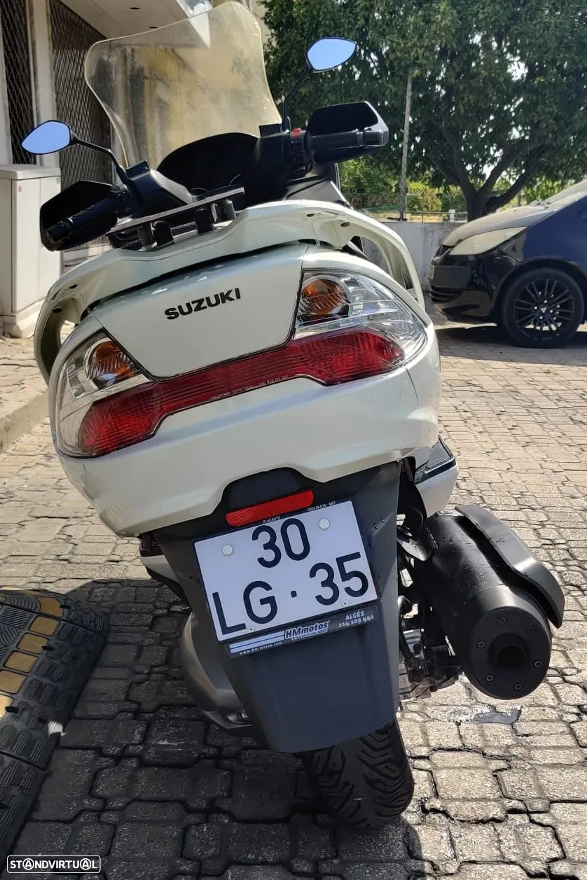 Suzuki Burgman 400 - 9