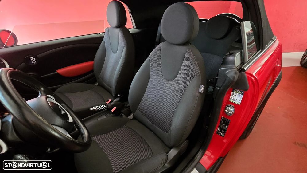 MINI Cabrio Cooper - 28