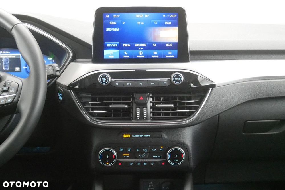 Ford Kuga - 10