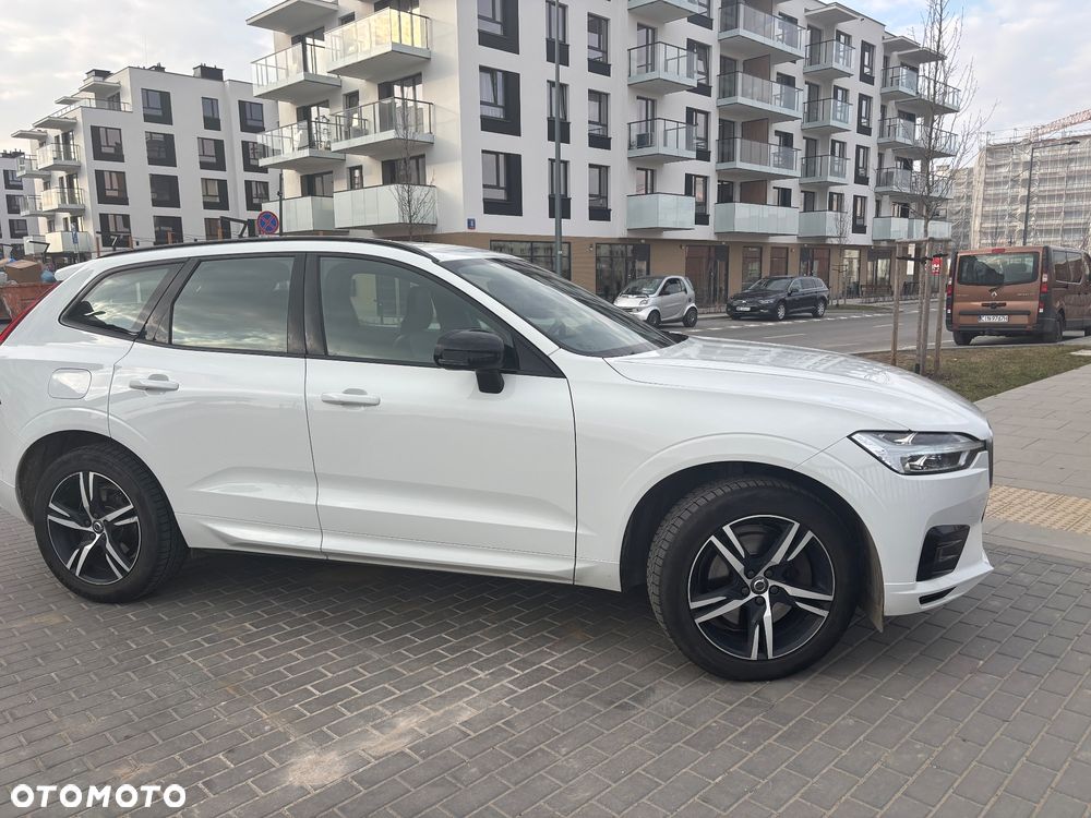 Volvo XC 60 B4 D AWD R-Design - 5