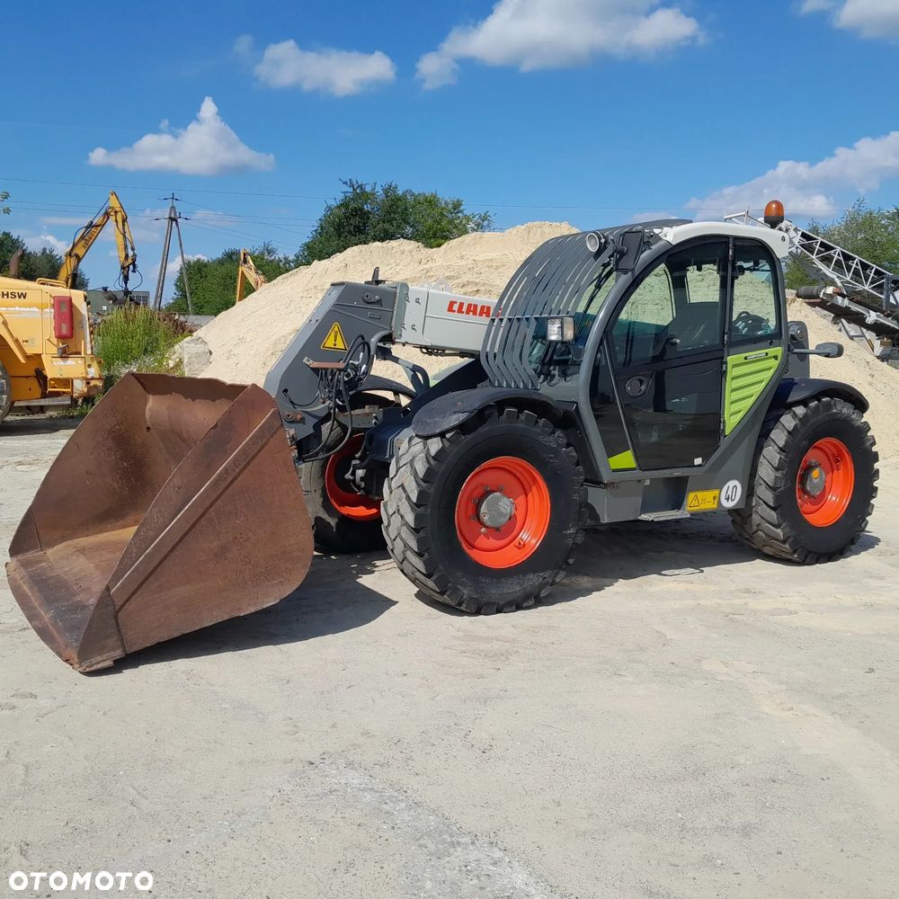 Claas 7035 Scorpion - 1