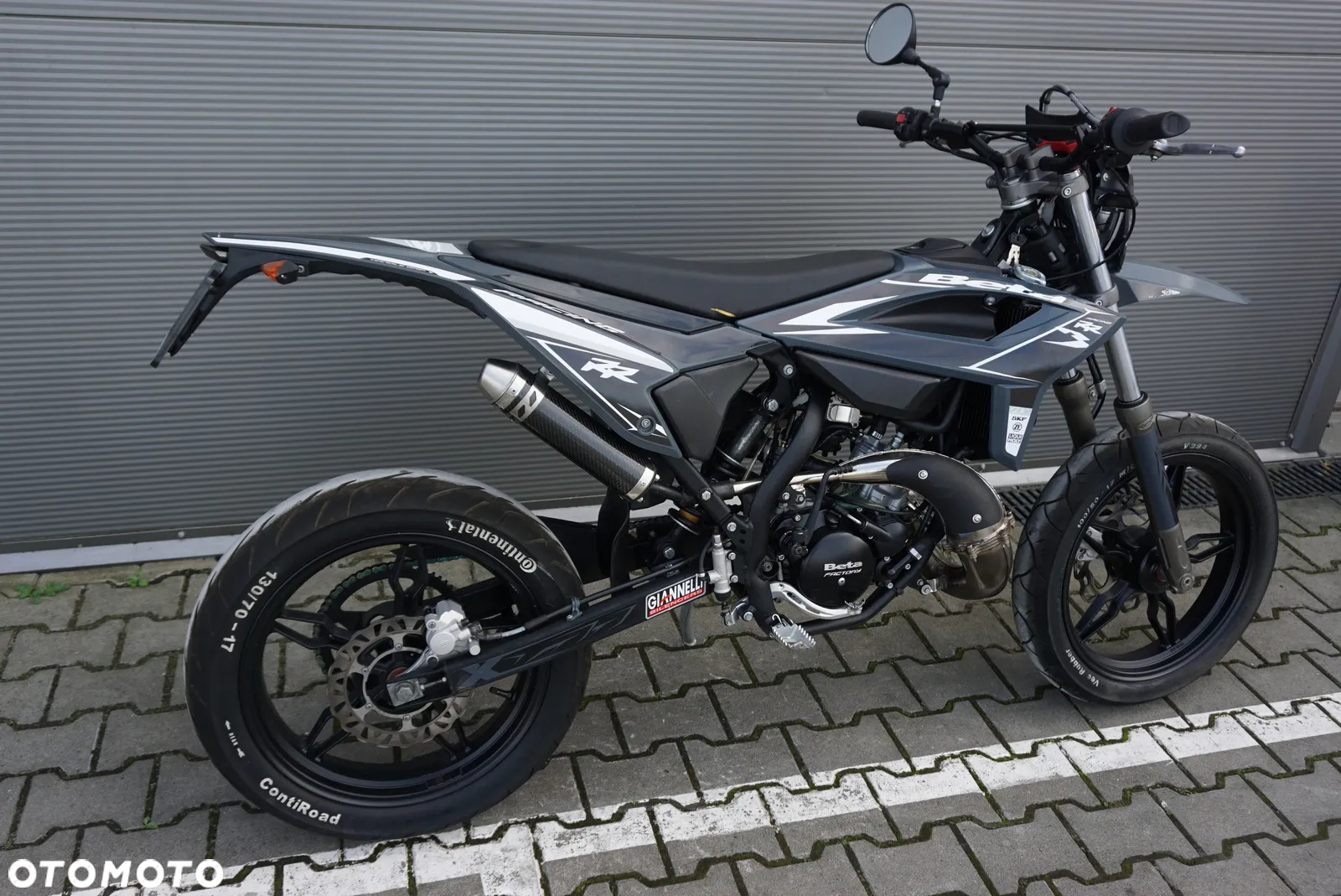Beta RR - 3