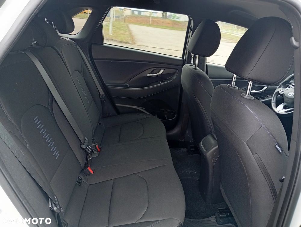 Hyundai i30 1.4 GO - 11