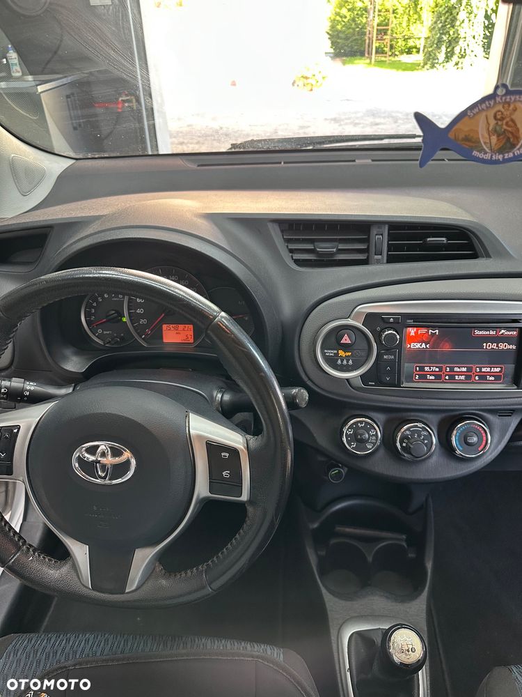 Toyota Yaris 1.0 Active - 21
