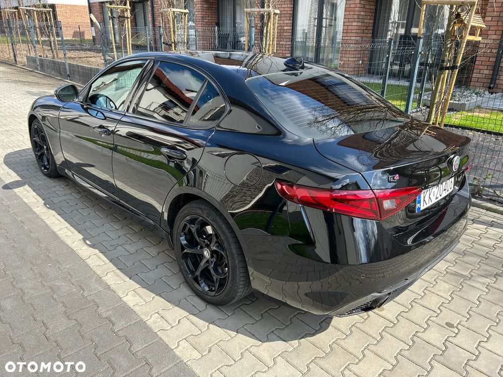 Alfa Romeo Giulia - 3