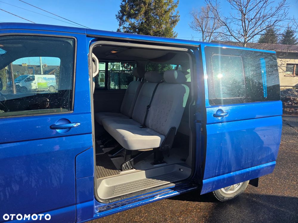 Volkswagen Transporter - 11
