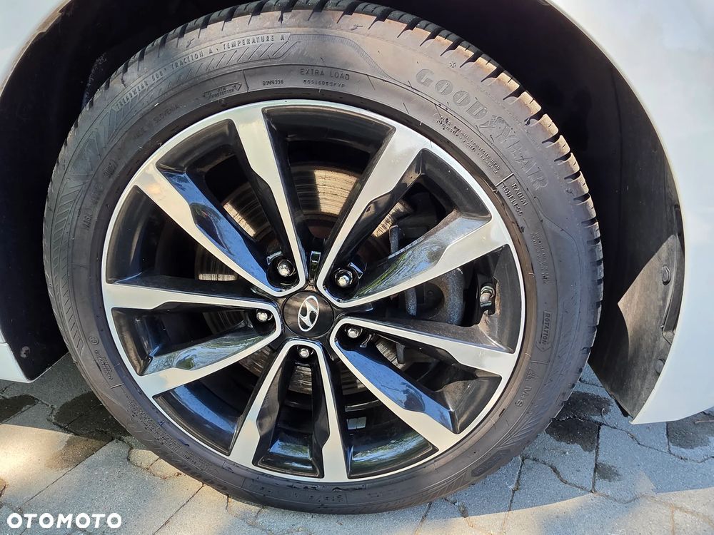 Hyundai i40 Kombi 1.7 CRDi DCT Premium - 34