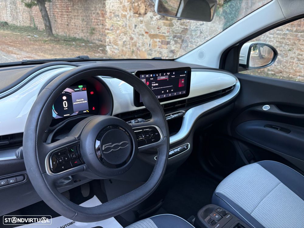Fiat 500e 42kWh ICON - 10
