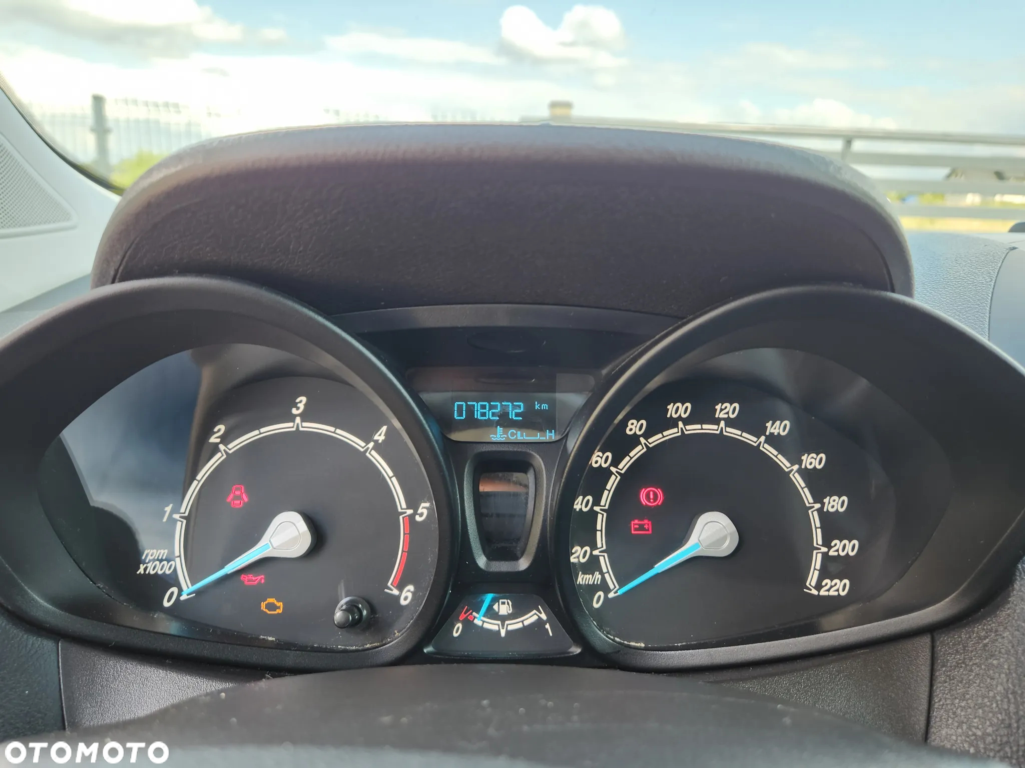 Ford Transit courier - 24