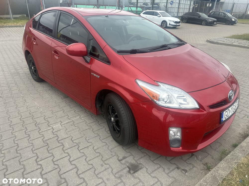 Toyota Prius - 3