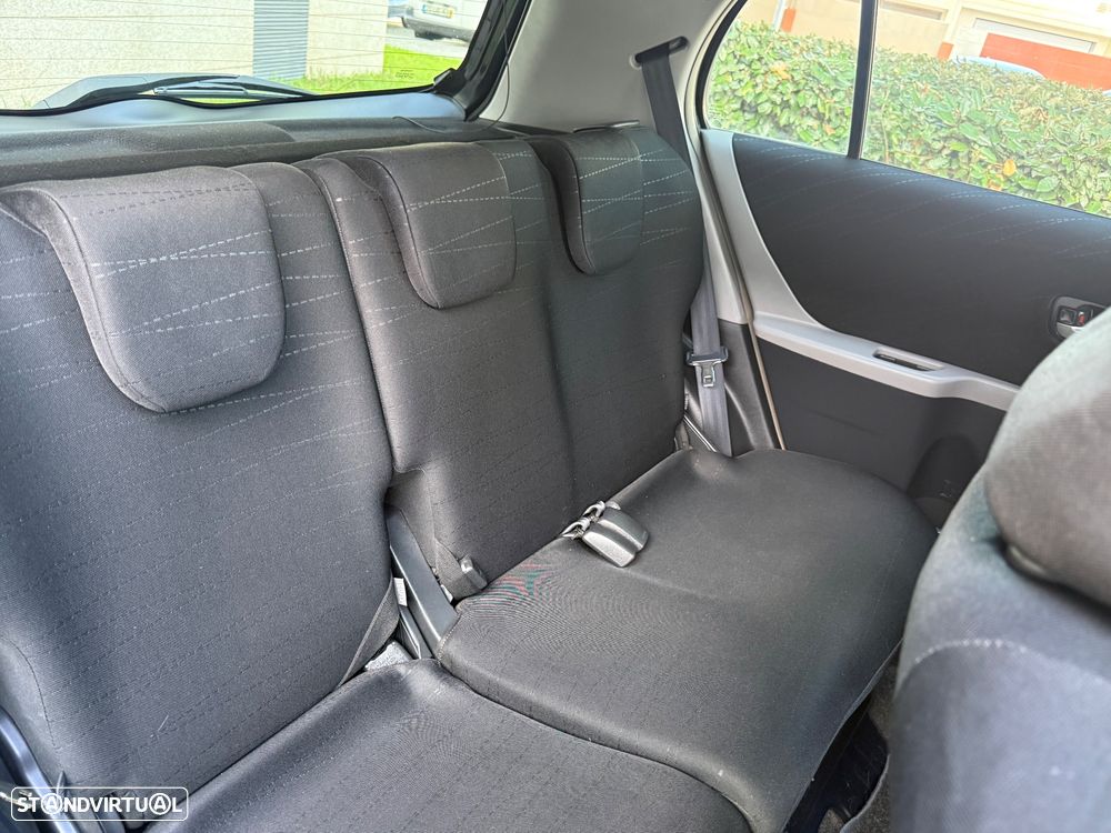 Toyota Yaris 1.0 VVT-i Sol High Pack MMT VSC+TRC - 5