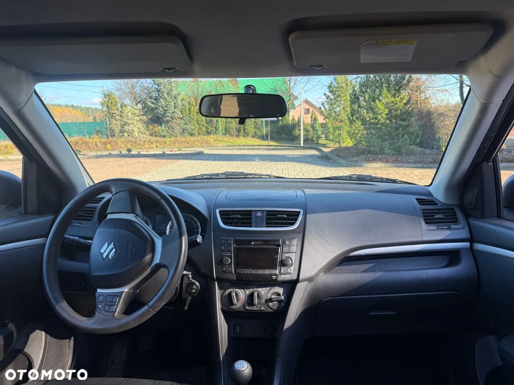 Suzuki Swift 1.3 DDiS 16v GLX DPF - 11