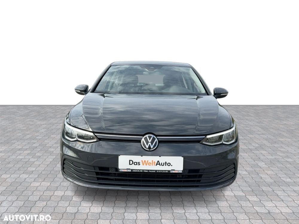 Volkswagen Golf - 8