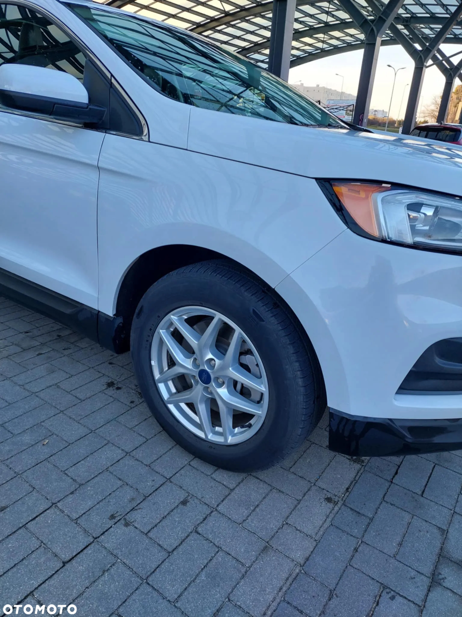 Ford Edge - 7