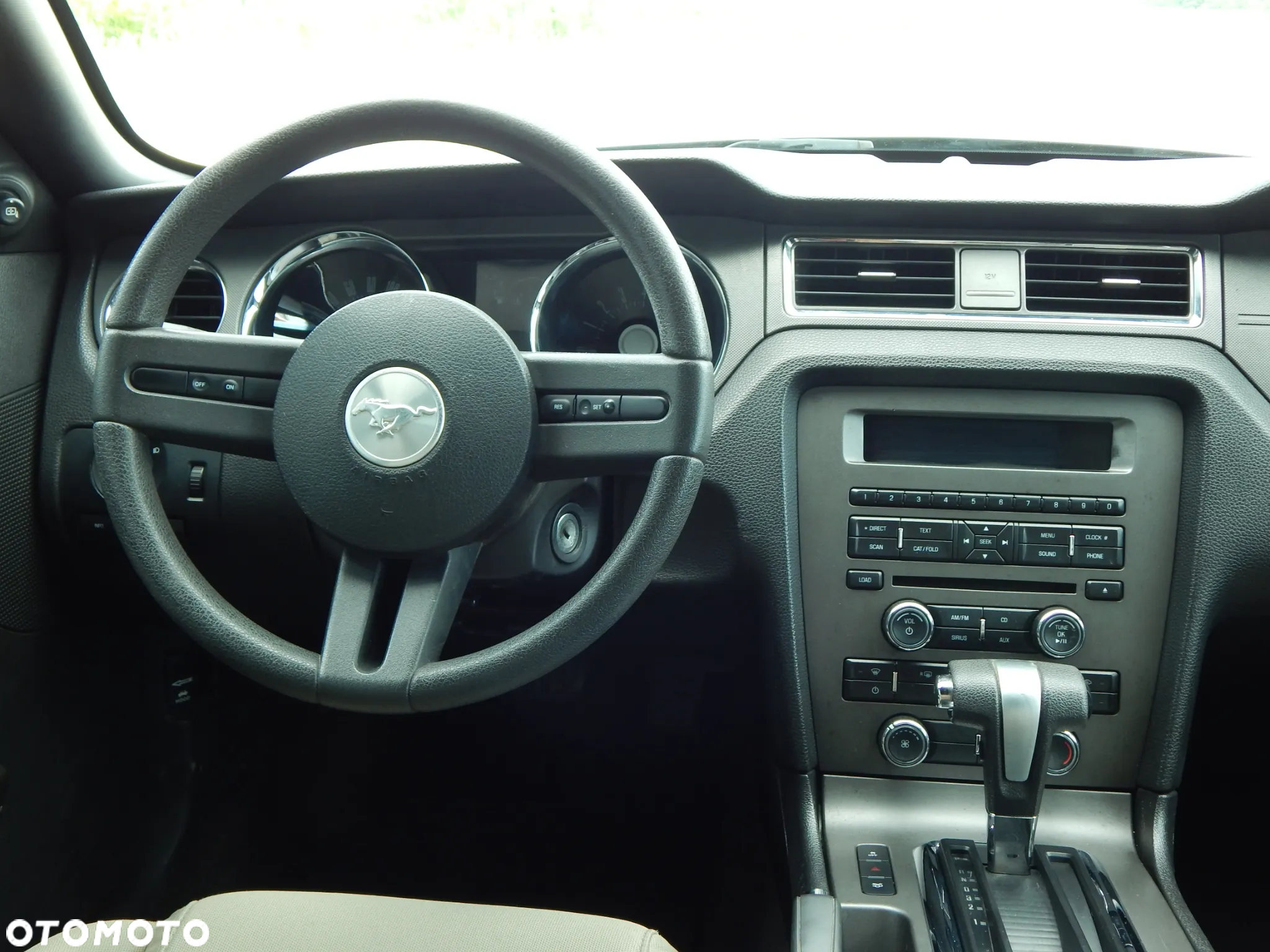 Ford Mustang 3.7 V6 Premium - 26