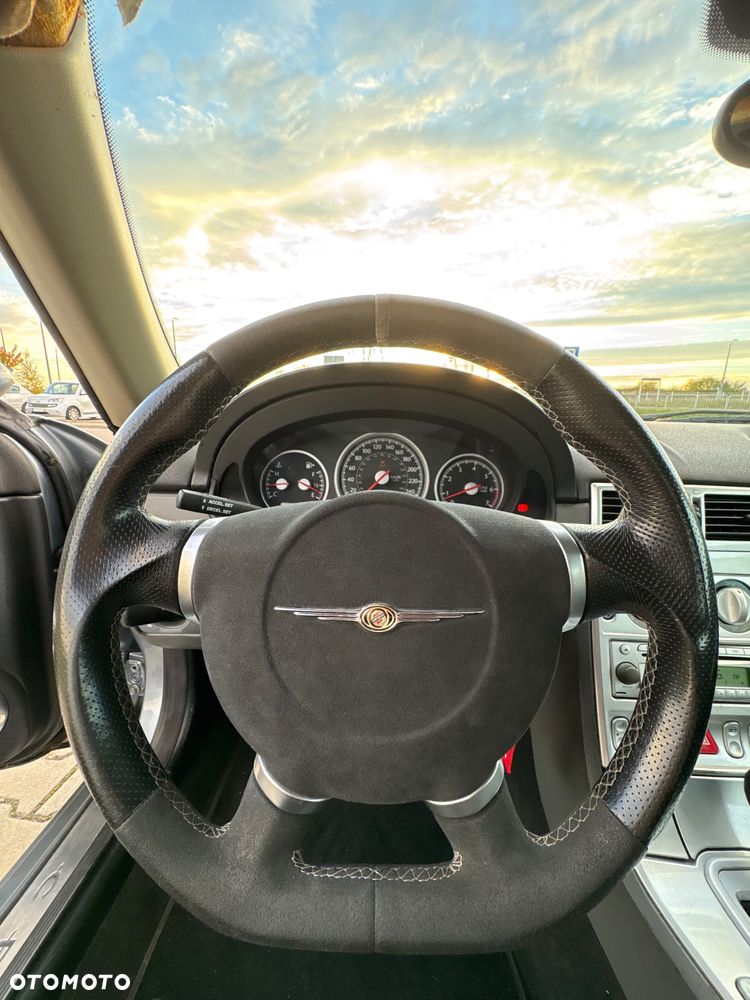Chrysler Crossfire Standard - 12