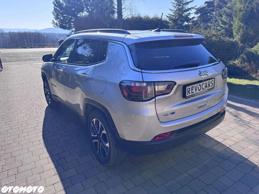 Jeep Compass - 9