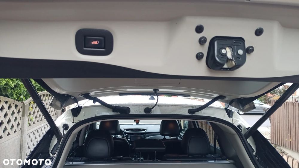 Nissan X-Trail - 14